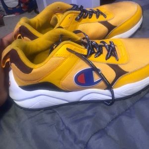 yellow champions size 9